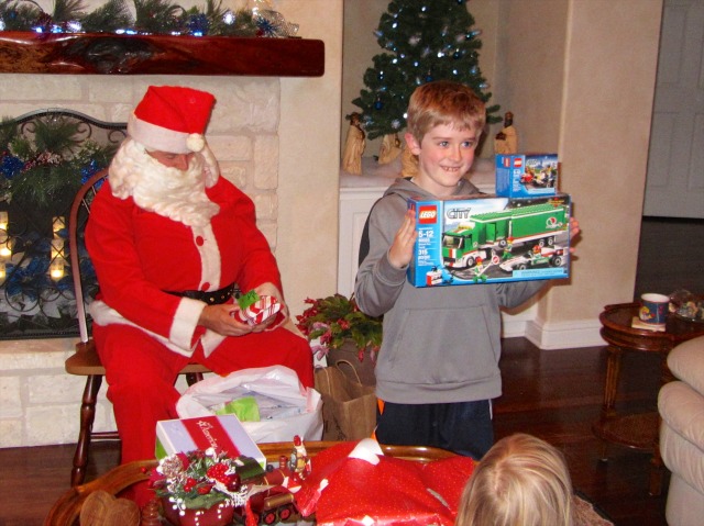 2013-12-23 21-13-10 Hildebrand Christmas.jpg